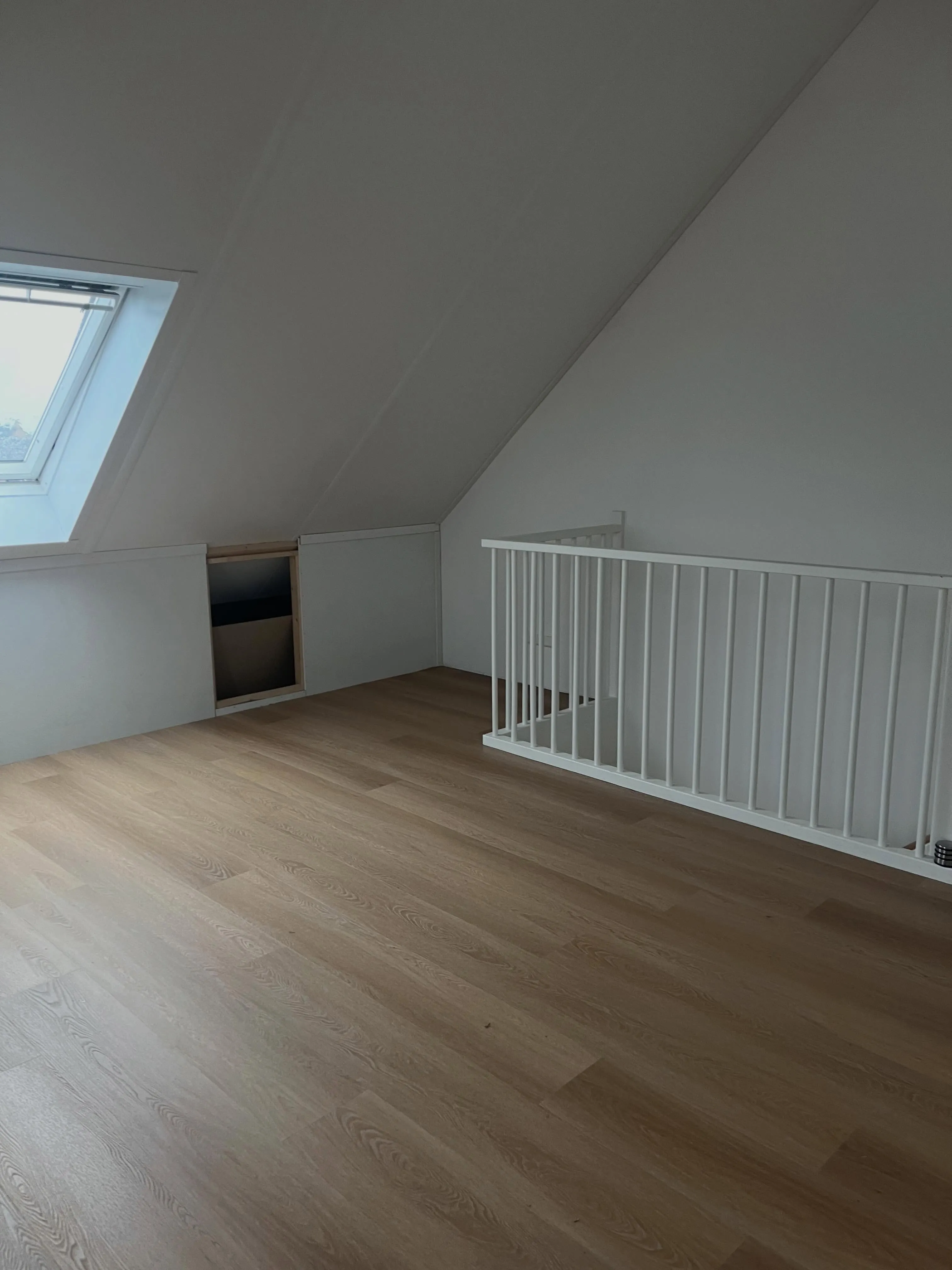 PVC rechte plank op verdieping